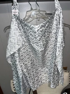 Nursing Udder Covers "Connor" Light Gray Geometric EUC - Picture 1 of 3
