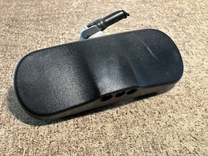 AUDI A3 8P 2008 WINDSCREEN HEATED WASHER SPRAY NOZZLE 8P0955987E #28A1PS - Picture 1 of 4