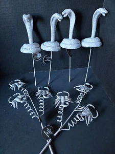 Ashland Floral Picks Halloween Silver Sparkle Cobra (4) Pacchetto Scorpione (2) Nuovo - Foto 1 di 8