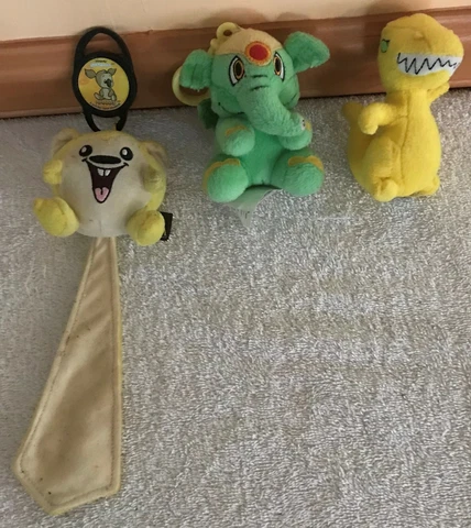 Neopets ELEPHANTE Green Small 4" Plush Keychain + 2 McDonald's Neopets Cover
