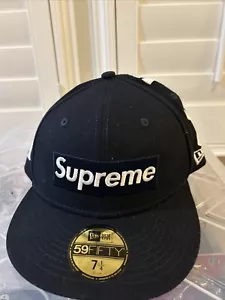 Cappello Supreme x New York Yankees Box Logo New Era Navy Taglia 7 1/4 NUOVO FW21 - Foto 1 di 3