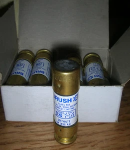Box of 10 ECNR-7.5 BRUSH FUSES 250V RK-5 time delay FLRN7.5. FRNR7.5 TR7.5R NOS - Picture 1 of 2