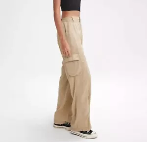 Wild Fable Women's 2XL High-Rise Straight Leg Cargo Pants $39 Inseam 29.5" - Picture 1 of 12