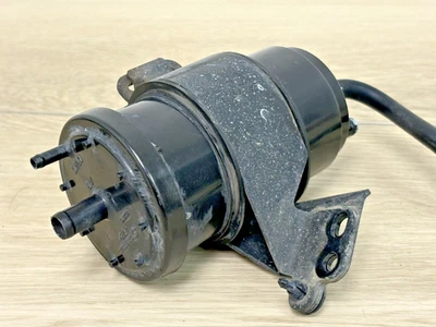 2015-2025 R3 Yamaha OEM bote de emisiones de carbón evaporativo de evaporación de combustible Foto 1 de 4