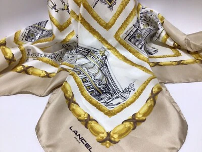 LANCEL PARIS “I Love Paris “BUFANDA DE SEDA (34” x 34”) Foto 1 de 4