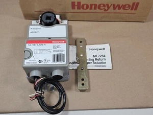 Honeywell ML7284A 1018 Damper Actuator ML7284A1018 Rotary Actuator - Picture 1 of 11