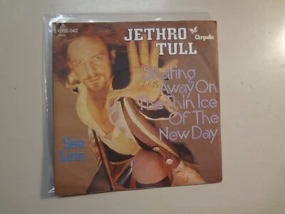 JETHRO Skating Away On The Thin Ice Of The New Day- Sealion-Germany 7" 1974 PSL - Image 1 of 4