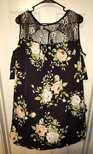 New Rosegal Women's Plus Size Cold Shoulder Floral Blouse Size 5x (24) - Picture 1 of 8