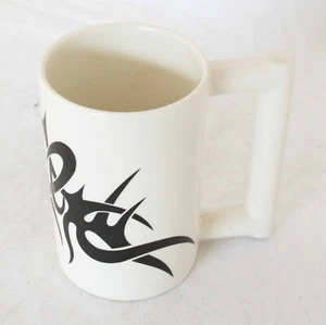 Tasse groß Keramiktasse Becher schwarz weiß Drache tribal dragon 3014 - Bild 1 von 4