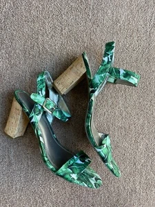 Worthington Tropical Leaf Cork Absätze grün Größe 10 Knöchelriemen Kleid Schuh - Bild 1 von 7
