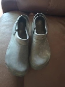 Crocs schwarze Clogs – Herrengröße 12  - Bild 1 von 3