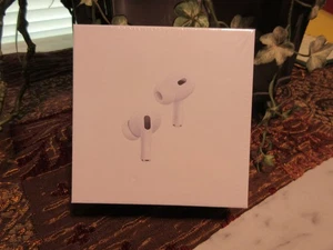 Earbud 2nd Generation With Magnetic Charging Case White Sealed NEW Earphones - Picture 1 of 2