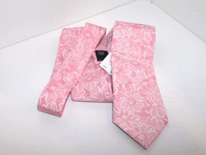 NWT ~ MICHAEL KORS ~ PINK FLORAL SILK Tie ~ MSRP: $69.50 Daisys - Picture 1 of 2