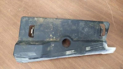 Modanatura Anteriore per LAND ROVER DISCOVERY (LT) TD5 1999 358075 - Immagine 1 di 4