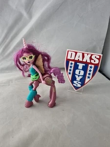 Monster High Frightmares Penelope Steamtail 6" Pferd Hybrid Centaur Puppe Figur - Bild 1 von 3