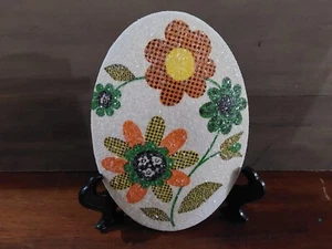 Chalkware Decoupage Daisy Tulip Flowers Sugar Frosted Wall Plaque 1970s 6x4 - Picture 1 of 2