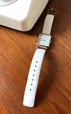 Reloj Orla Kiely Time clásico patrón de vástago OK2306-PH37880 con correa de cuero crema Foto 1 de 4