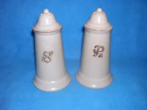 Juego de coctelera de sal y pimienta Pfaltzgraff Village - Imagen 1 de 5
