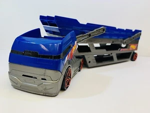 Hot Wheels Mega Hauler Transporter Truck 2012 Holds up to 50 Cars 5 Levels - Picture 1 of 5