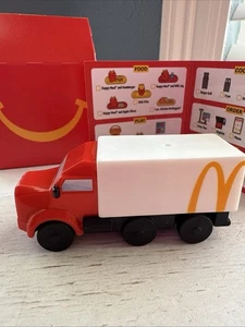 Juguete de edición limitada ~ LIL McDonalds Happy Meal Toys 2025 #16 Lil camión de entrega - Imagen 1 de 2