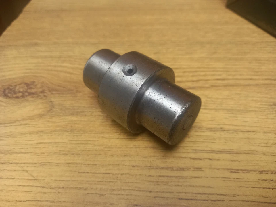 BSA C15 B40 PASADOR DE MANIVELA DE COJINETE DE EXTREMO GRANDE - 41-0053 Foto 1 de 1