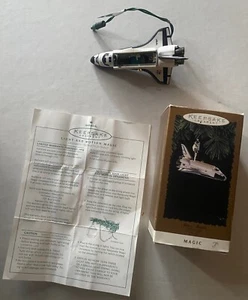 HALLMARK Keepsake SPACE SHUTTLE Magic Stringer Licht datiert 1995 mit ASTRONAUT - Bild 1 von 5