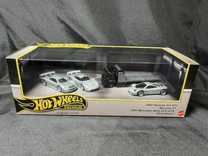 2025 Hot Wheels Street Fleet 90's Super Cars Porsche 911, McLaren F1, Mercedes - Picture 1 of 11