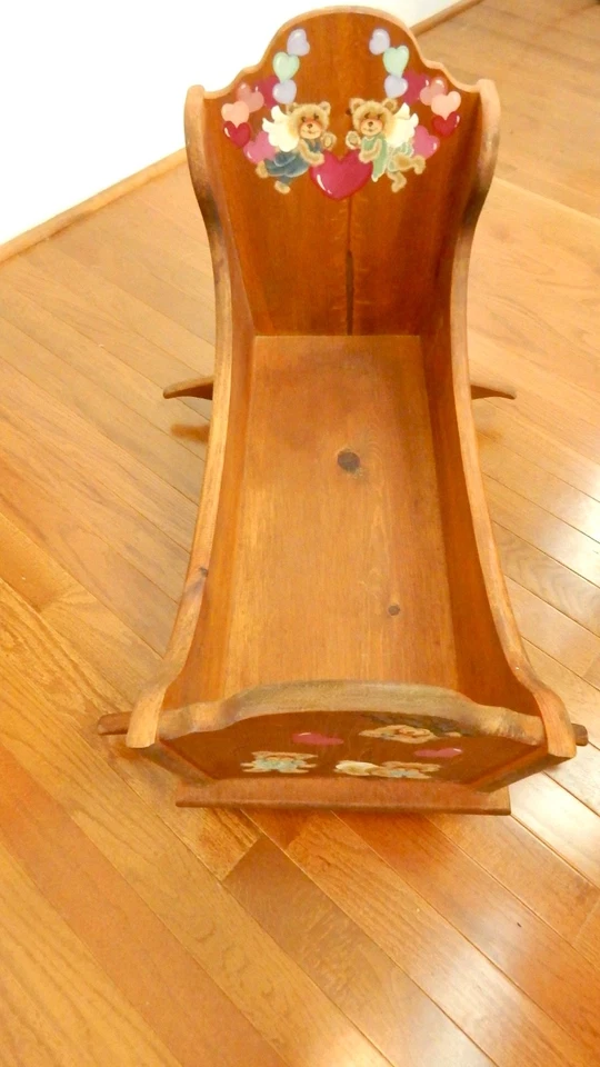 Cuna clásica vintage de madera para bebé o muñeca ROCKING - años 40 - excelente Foto 1 de 4