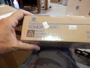 Oryginalny czarny toner Konica Minolta TN216K (A11G131) - NOWY - Zdjęcie 1 z 2