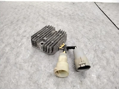 Suzuki Twin Peaks 700 LTV700F 2004 4X4 OEM RECTIFICADOR REGULADOR DE VOLTAJE Foto 1 de 4