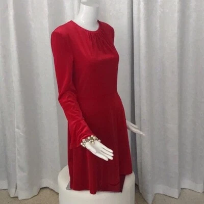 Vestido de terciopelo A Loves A RED VELVET para mujer manga larga cóctel fiesta NUEVO elástico Foto 1 de 4