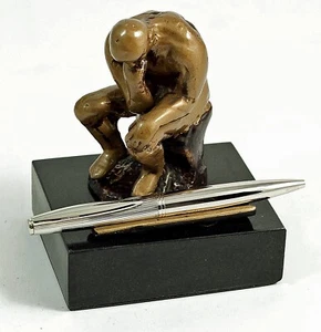 THE THINKER STIFTHALTER AUF MARMORBASIS - STIFTSTÄNDER - Bild 1 von 1