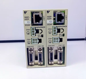 Menge 2 Yaskawa SGDF-A2CPY31 Servoantrieb 24 V 1,7 A - Bild 1 von 4
