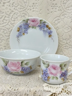 Juego de vajilla infantil pintado a mano/porcelana 3 piezas rosas rosadas de inspiración vintage Foto 1 de 4