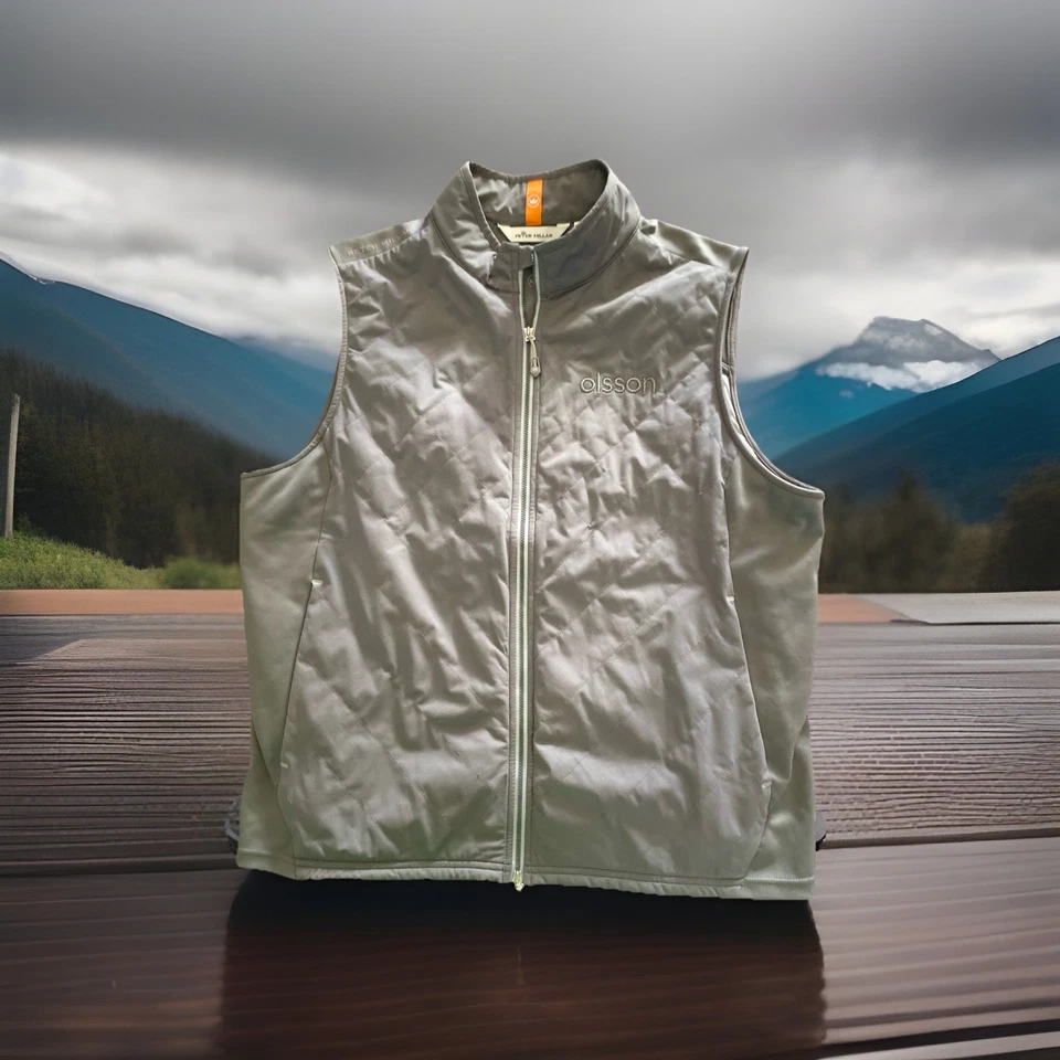 Peter Millar, Men’s Fuse Elite Hybrid Gray Vest, Sz L. - Image 1 of 4