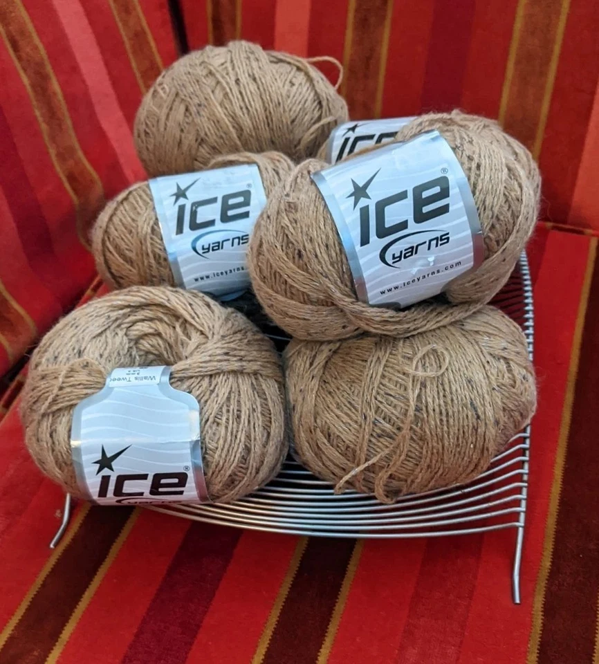 Lote de 6 hilos de hielo mezcla de lana, color tweed Wallis Foto 1 de 2