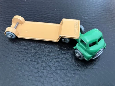 MATCHBOX LESNEY No. 27 VINTAGE 1950's BEDFORD LOW LOADER MADE IN ENGLAND - Image 1 of 4