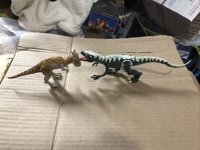 Lote de 2 Jurassic Park 1997 JP13 Cyclops Velociraptor & World Dracorex -A3 - Imagem 1 de 4