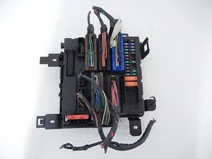 SAAB 9-3 WAGON COMBI 03 04 05 06 07 FUSE BOX 12764436 519160204 OEM TRUNK - Imagen 1 de 2