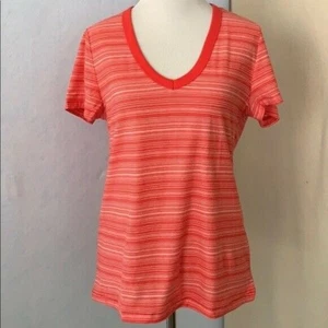 Universal Thread Striped T-Shirt - Medium - Picture 1 of 7
