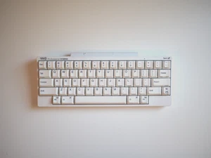 Happy Hacking Hybrid Type S Snow 25th Anniversay Edition - Photo 1/4