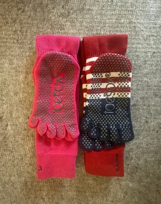 2 Pairs ToeSox Full Toe Scrunch Knee Grip Socks Yoga Pilates  S - Image 1 of 4