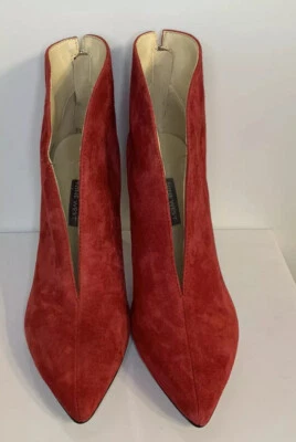 全新 - 女式 Nine West Danie 中号红色麂皮绒短靴 7.5 码 — 第 1/4 张图片