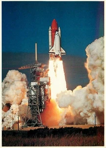 Space Shuttle Discovery Lift Off Pad 39 DOD Nasa cartolina d'epoca senza timbro - Foto 1 di 3