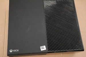 Xbox One Konsole 500 GB mit alles - Bild 1 von 12