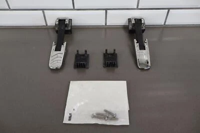 03-09 Hummer H2 Par de correas/pestillos cromados OEM para capucha izquierda y derecha Foto 1 de 4