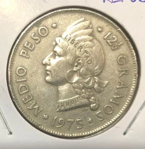 Moneta 1/2 peso 1975 Repubblica Dominicana rame nichel - KM#21a.2 - conio = 600.000 - Foto 1 di 4