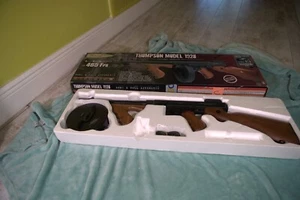 Airsoft CyberGun 1928 "Chicago Typewriter" Thompson Submachine Gun - Picture 1 of 10