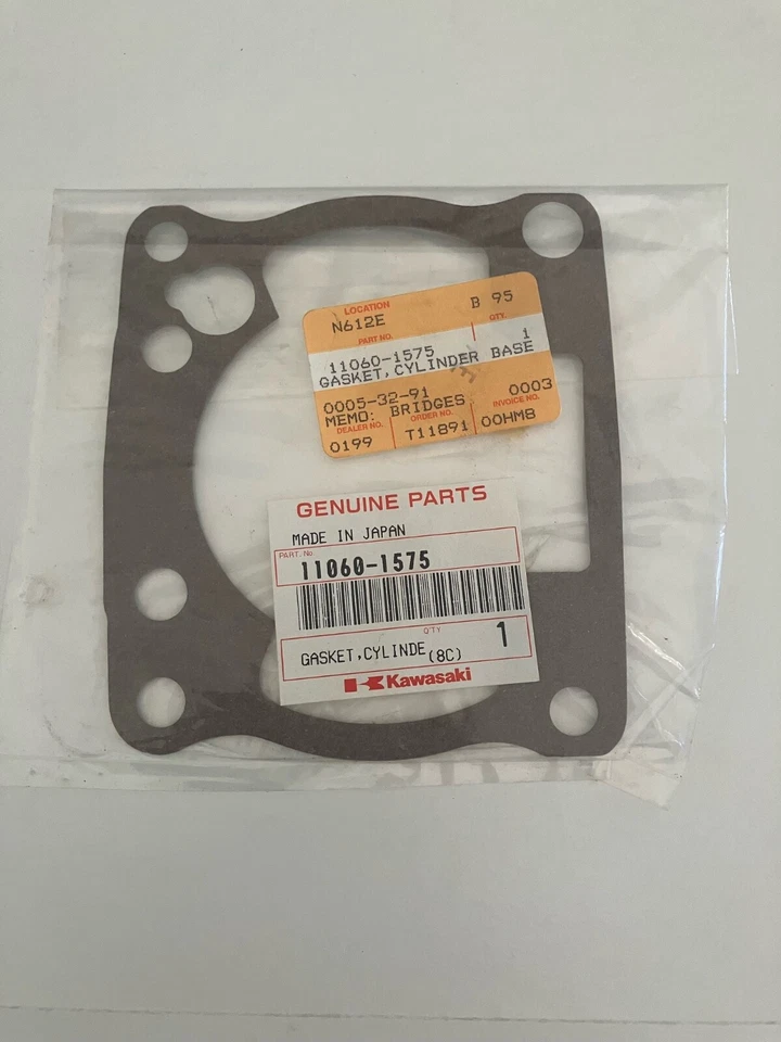ПРОКЛАДКА ОСНОВАНИЯ ЦИЛИНДРА KAWASAKI ОТ ОРИГИНАЛЬНОГО ПРОИЗВОДИТЕЛЯ 1986-87 KX250 KXT250 11060-1575 / 11009-1546 - Изображение 1 из 1