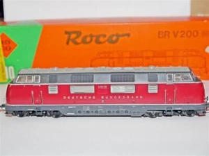 Roco 43928 H0 AC Diesellok V 200 der DB - Bild 1 von 6